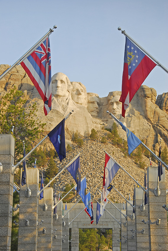 Mt. Rushmore Flaggen Allee